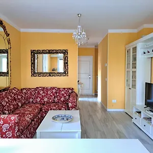 Lion House Appartamento Riccione